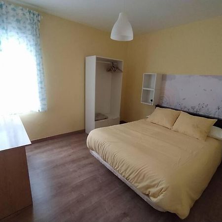 Fc Temple Apartment ปอนเฟร์ราดา ภายนอก รูปภาพ